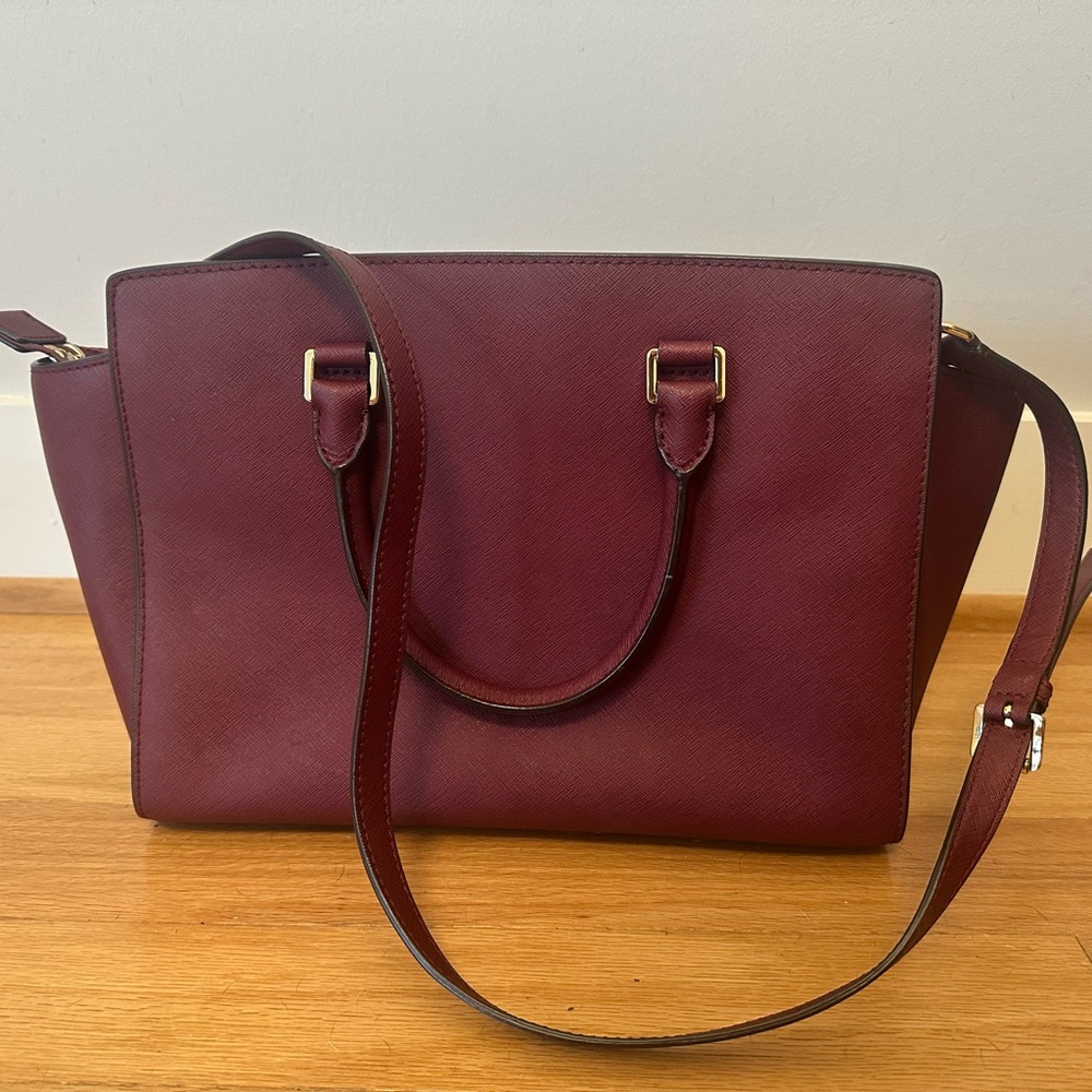 Michael Kors Burgundy Selma Largr Satchel Structured Leather Gold Hardware - Picture 2 of 4